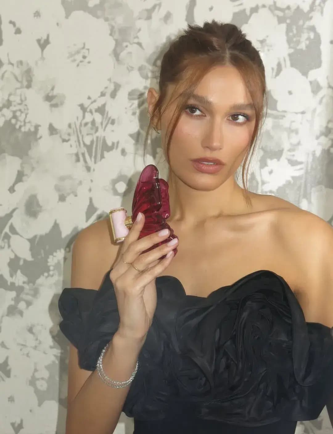 CAROLINA HERRERA  - 3