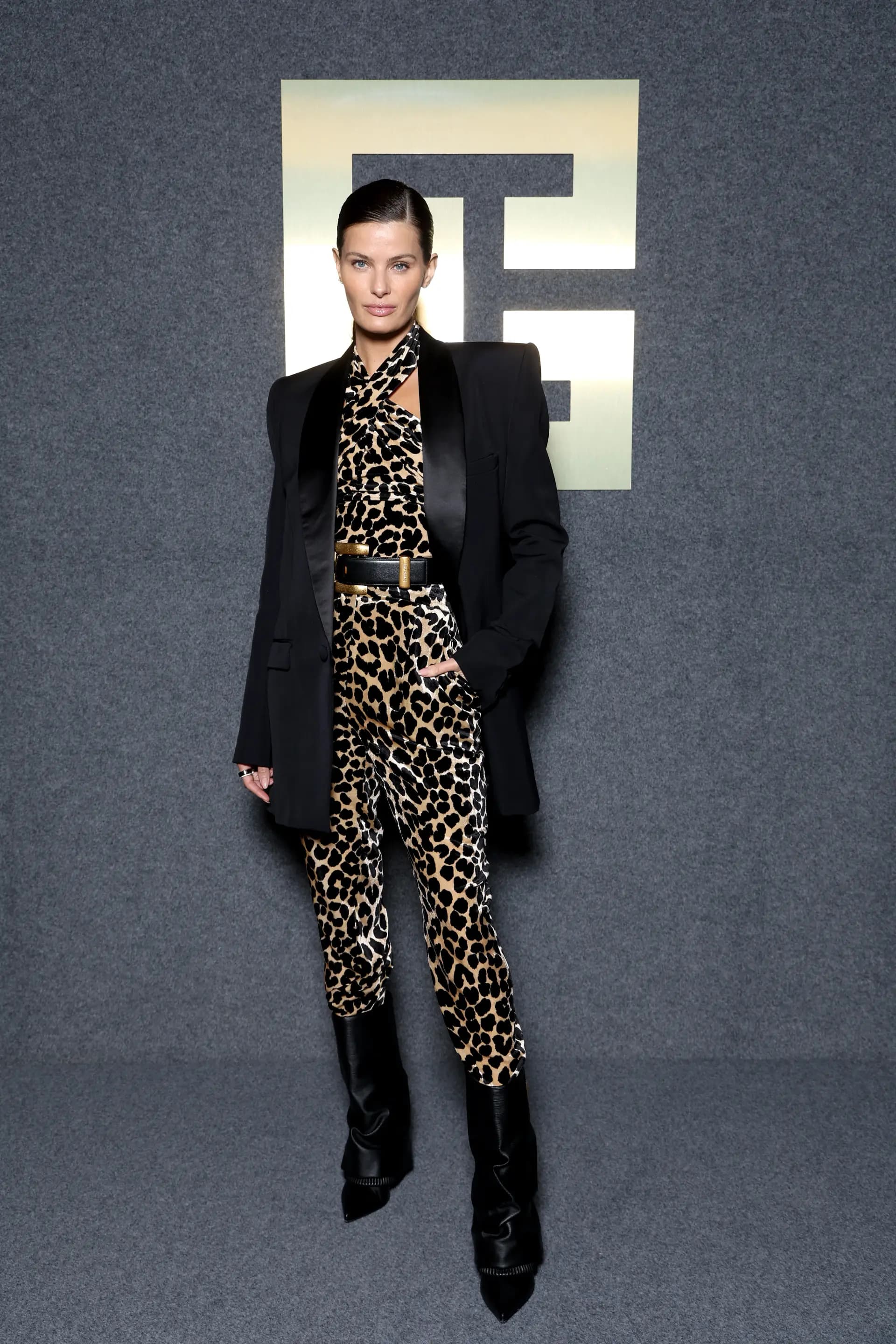 BALMAIN  - 6