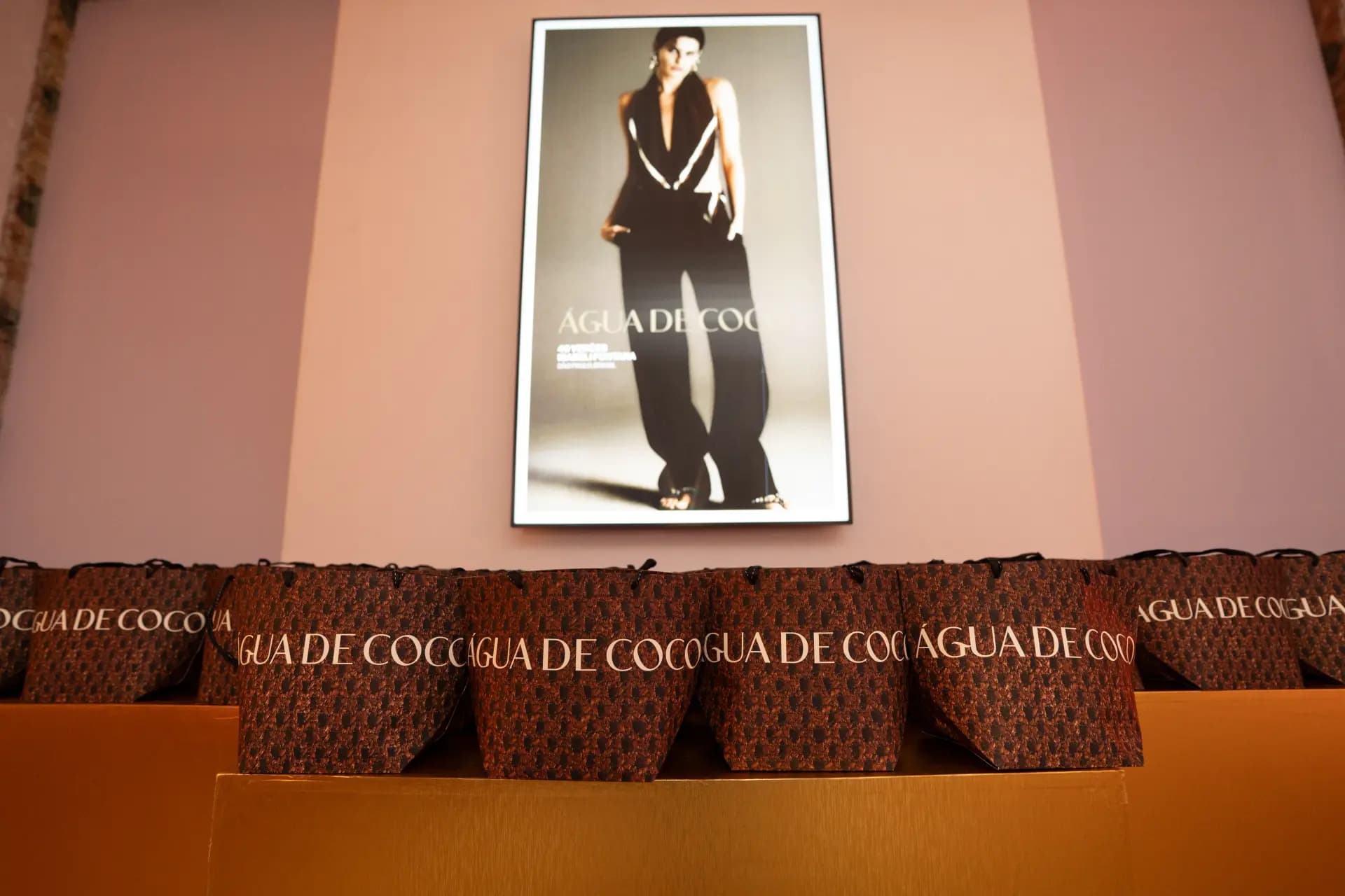 ÁGUA DE COCO  - 5