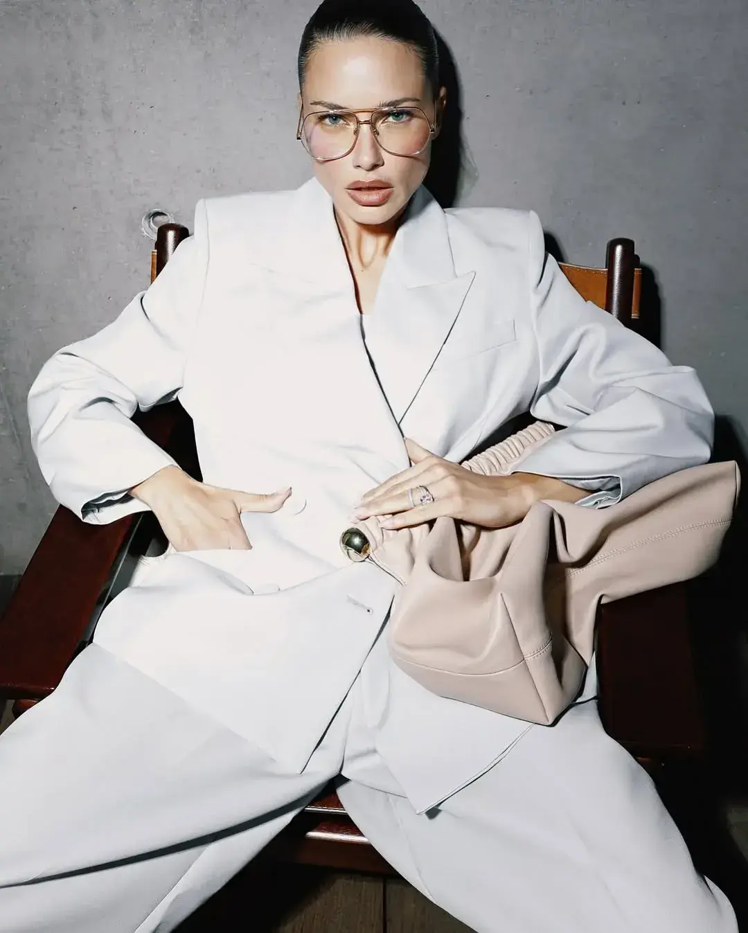 H&M  gallery 2