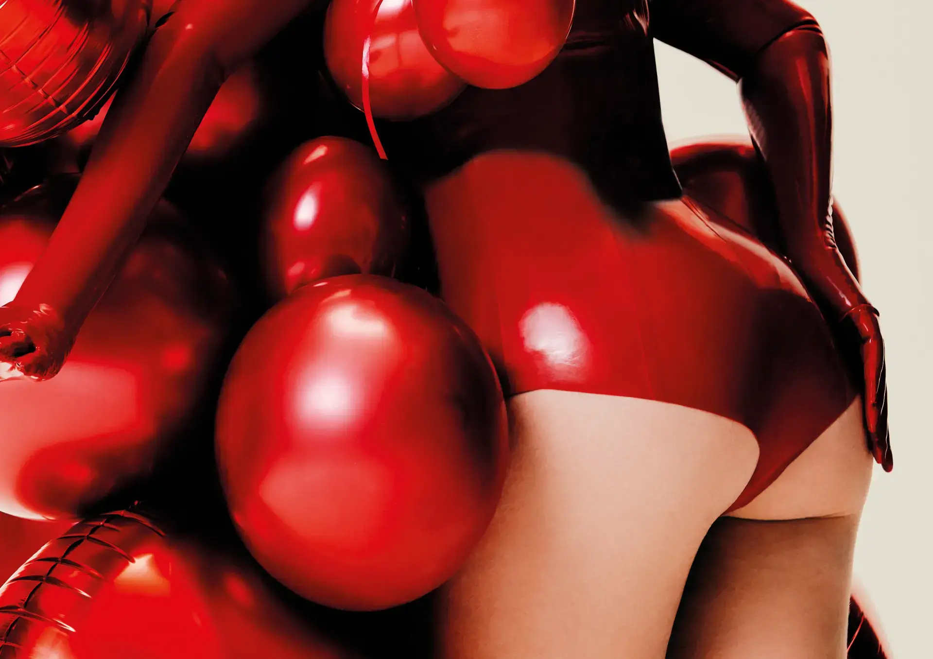 GLAMOUR gallery 1