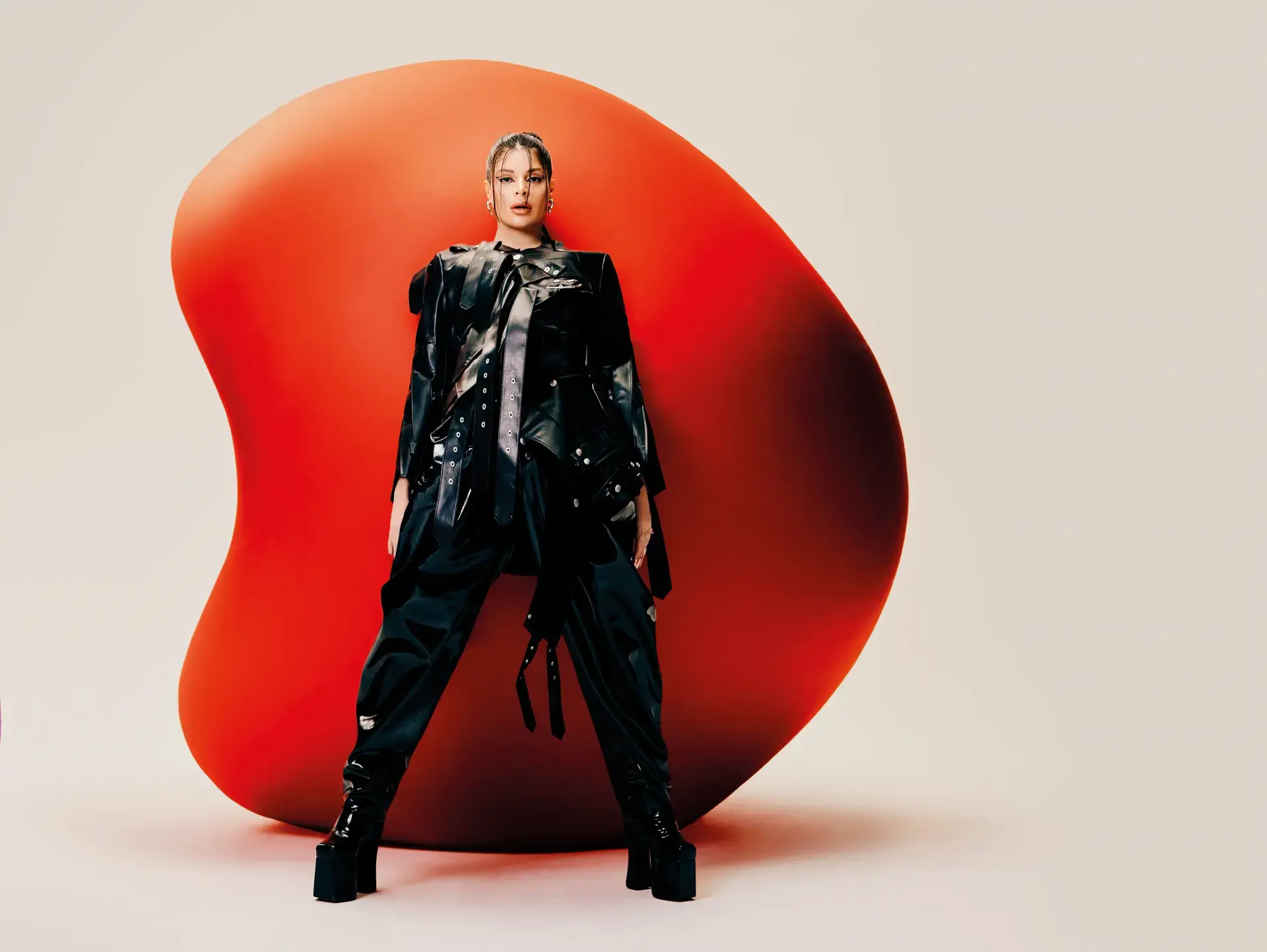 GLAMOUR gallery 5