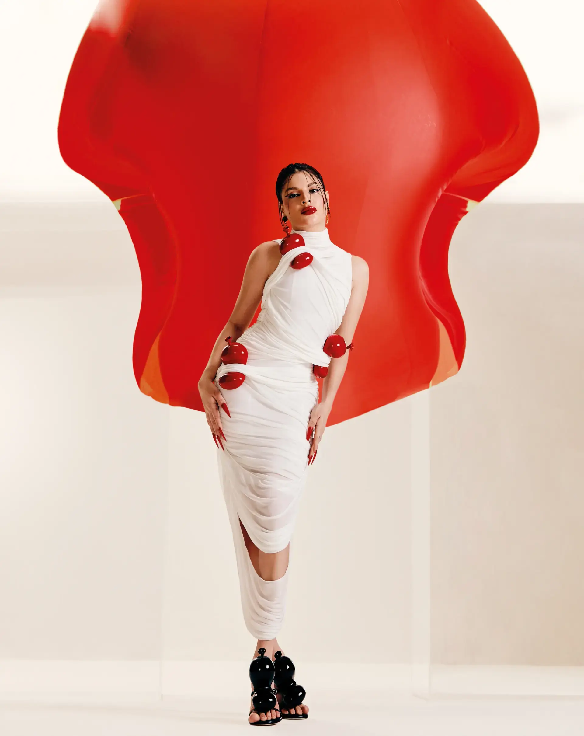 GLAMOUR gallery 6