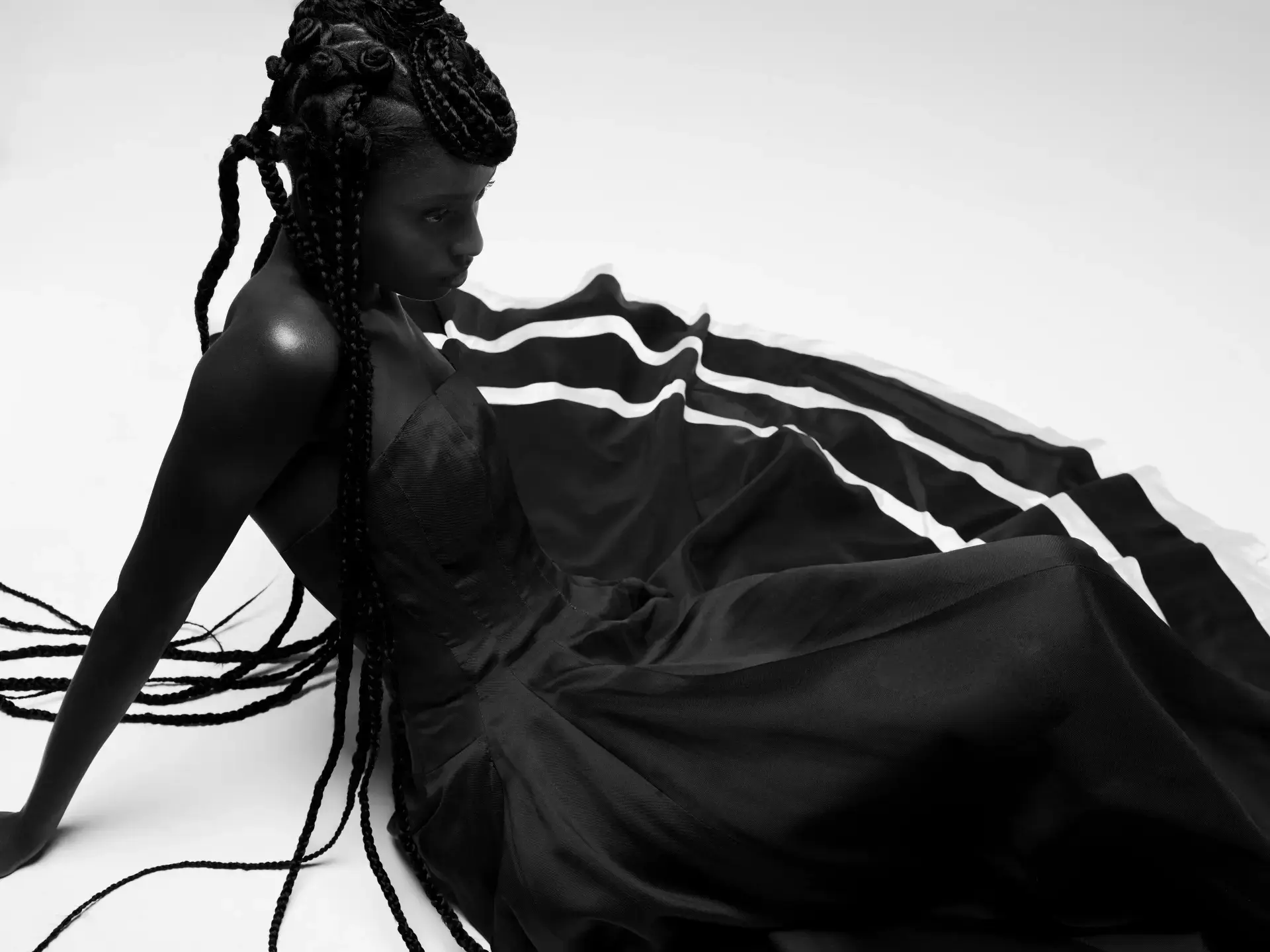 L'OFFICIEL gallery 6