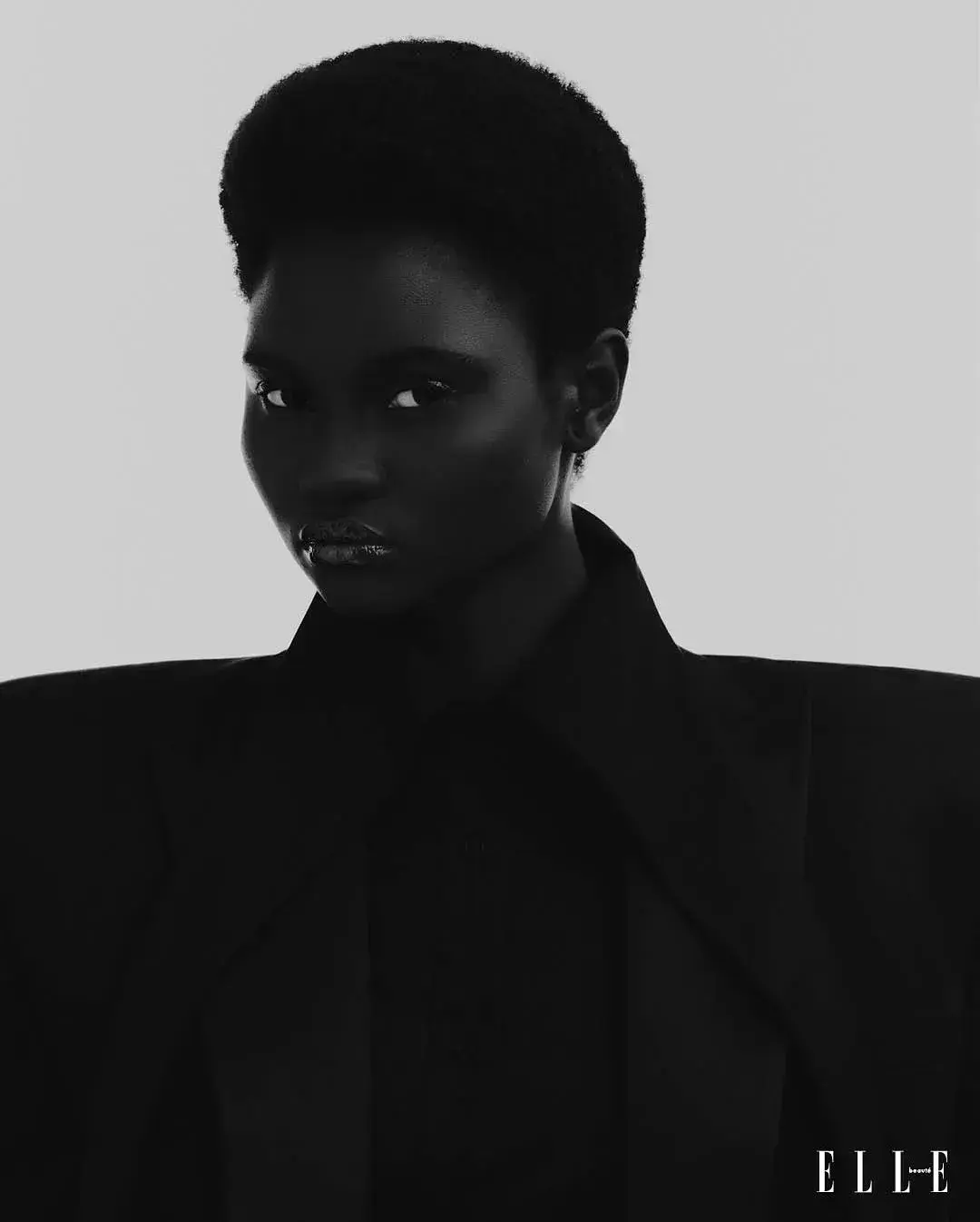 ELLE BR BEAUTÉ gallery 1