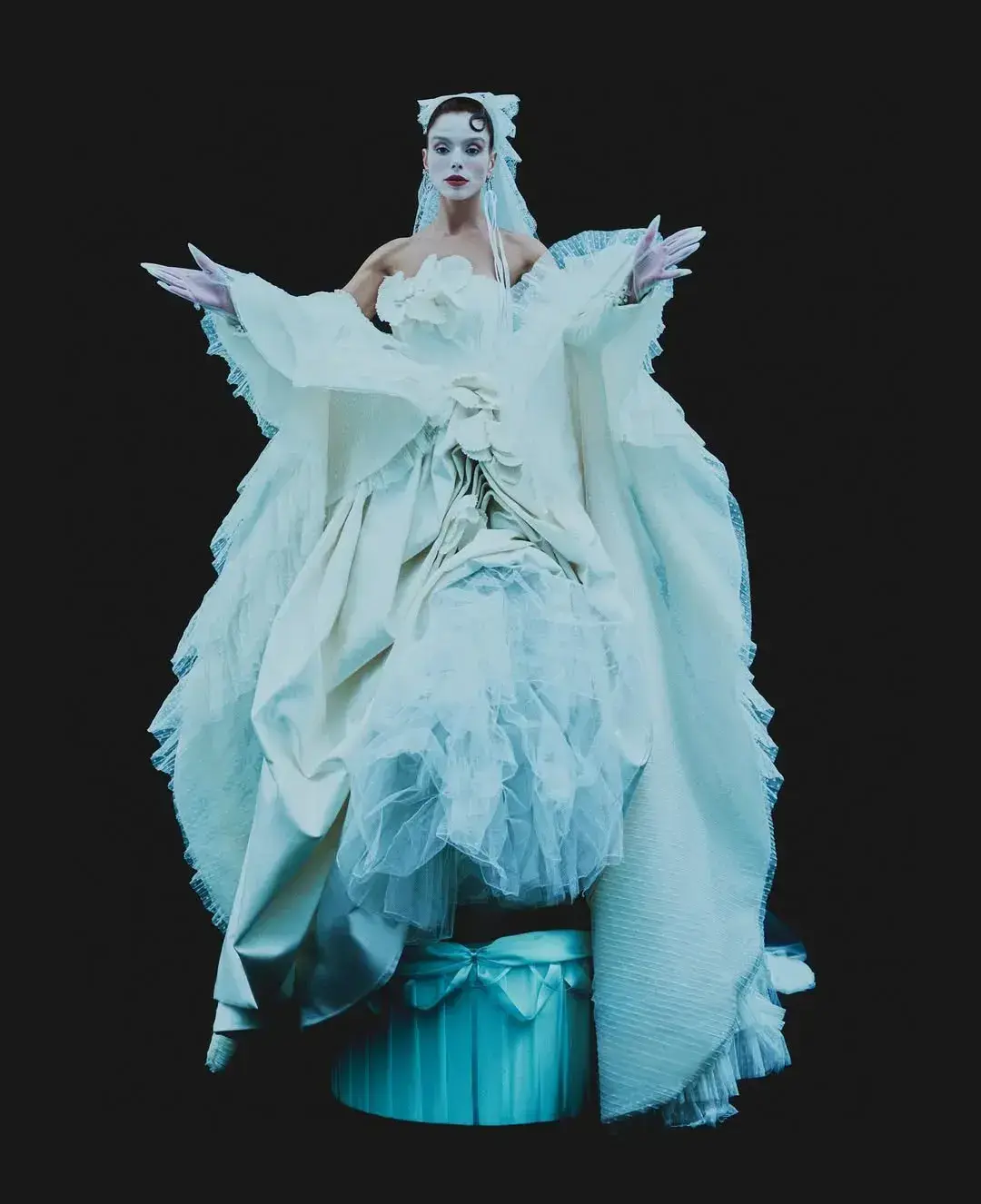 HARPER'S BAZAAR NOIVA BRASIL gallery 2
