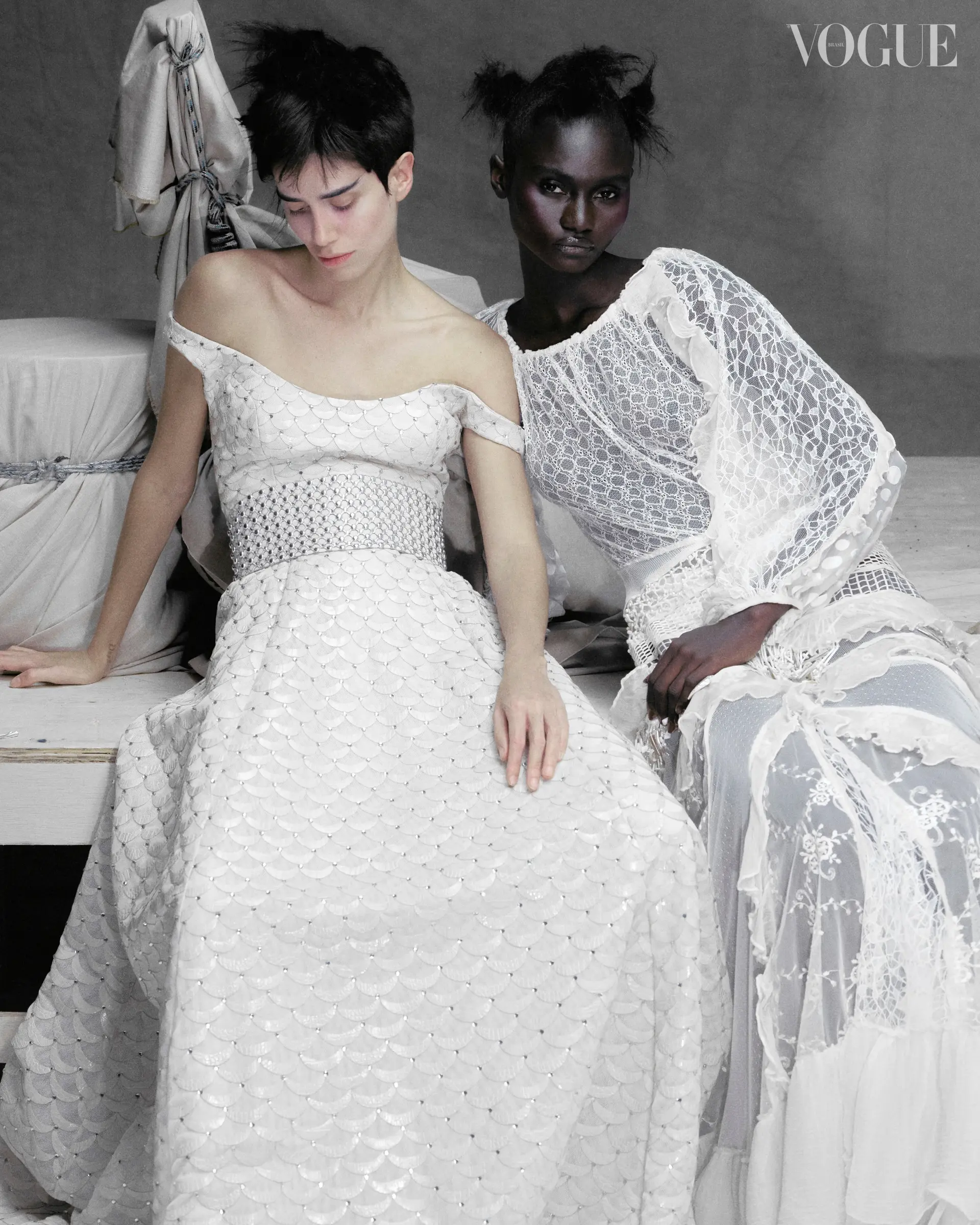 VOGUE  gallery 0