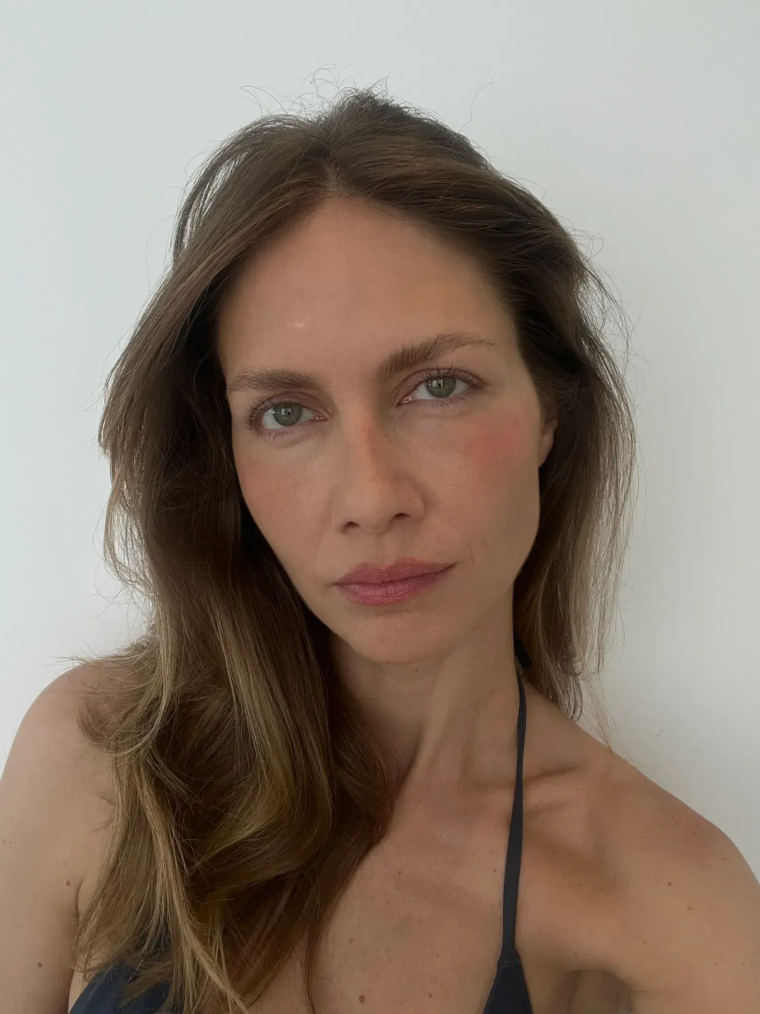 ELLE  gallery 69