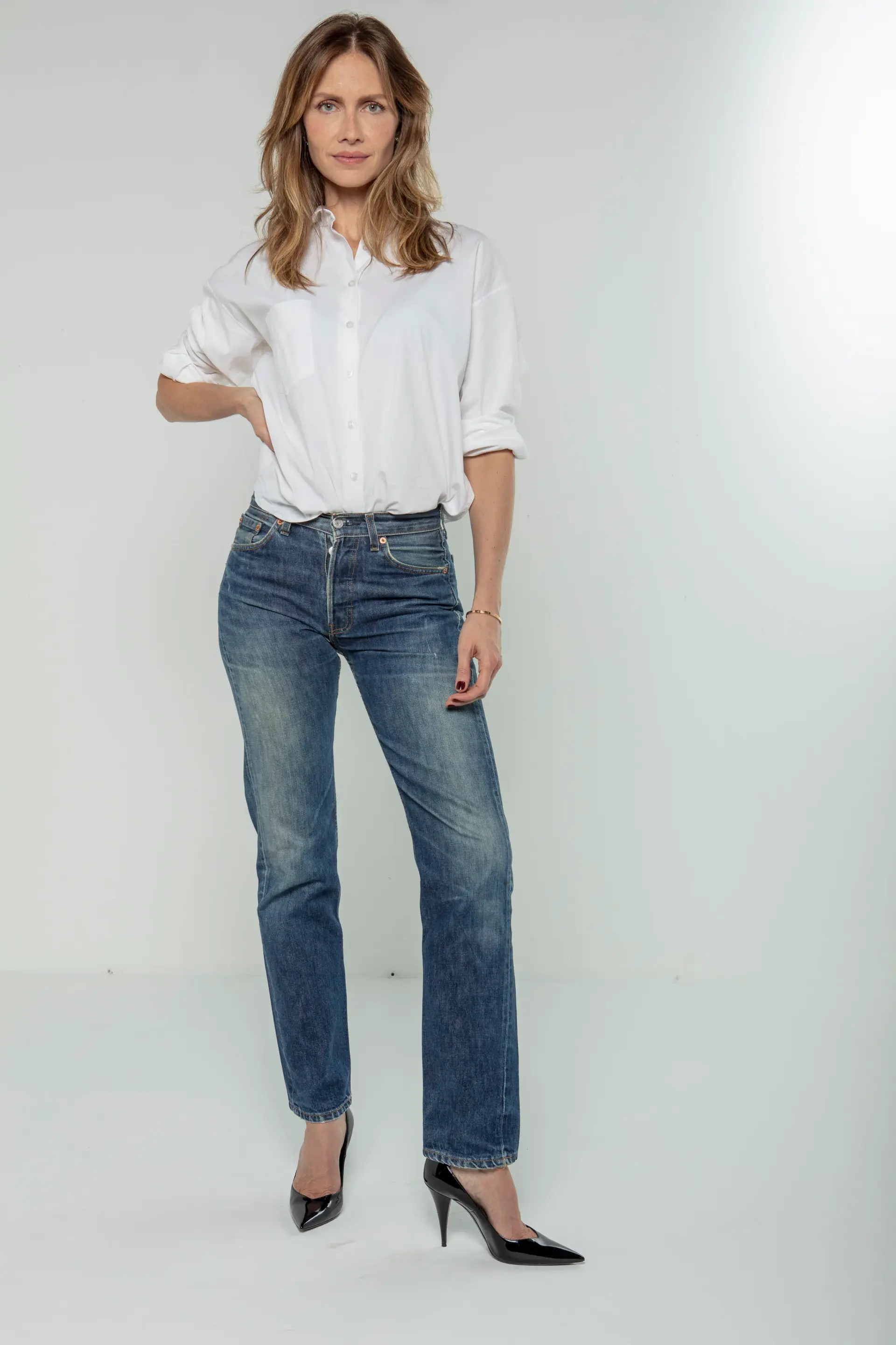 ELLE  gallery 81