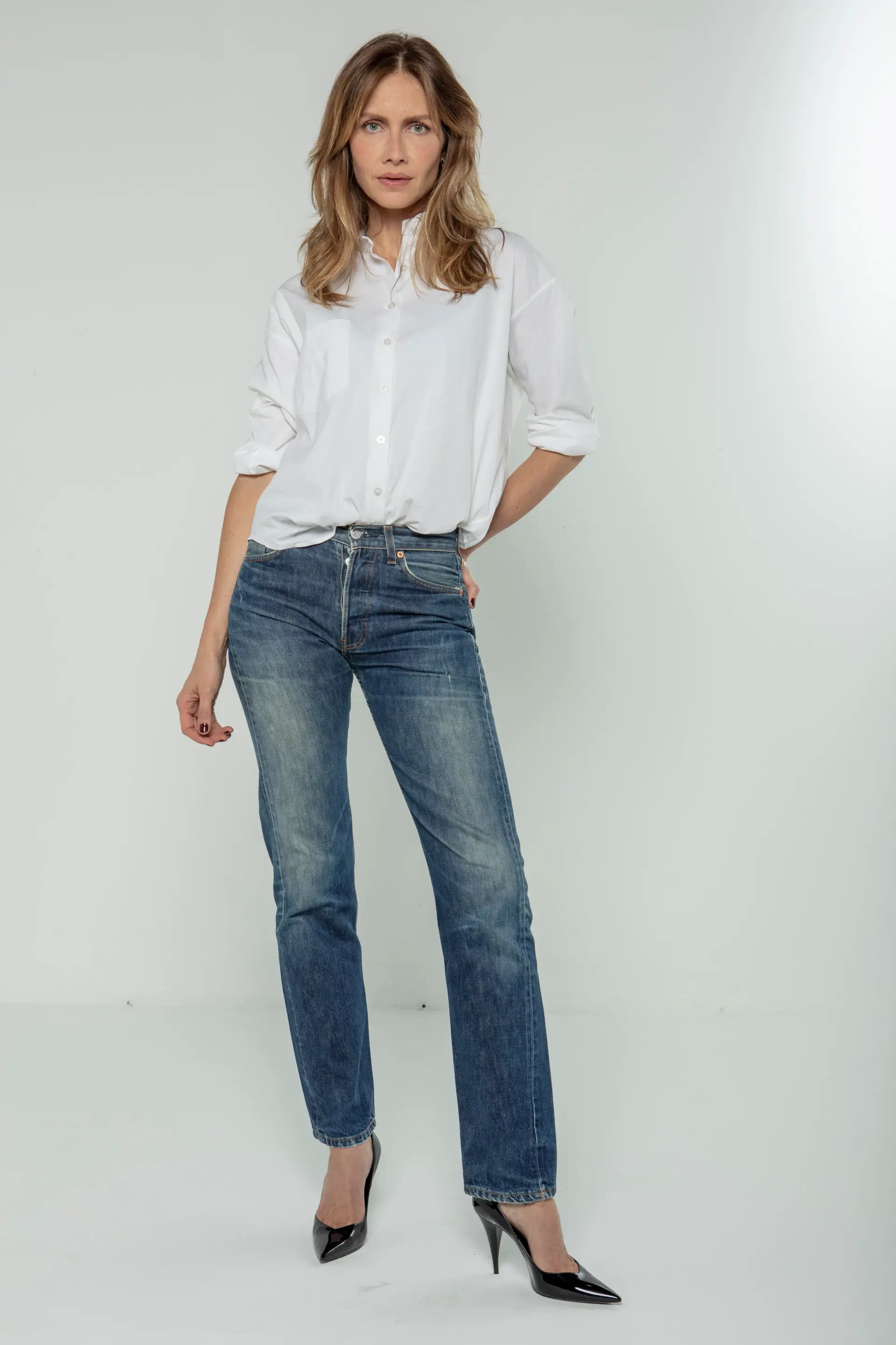 ELLE  gallery 82