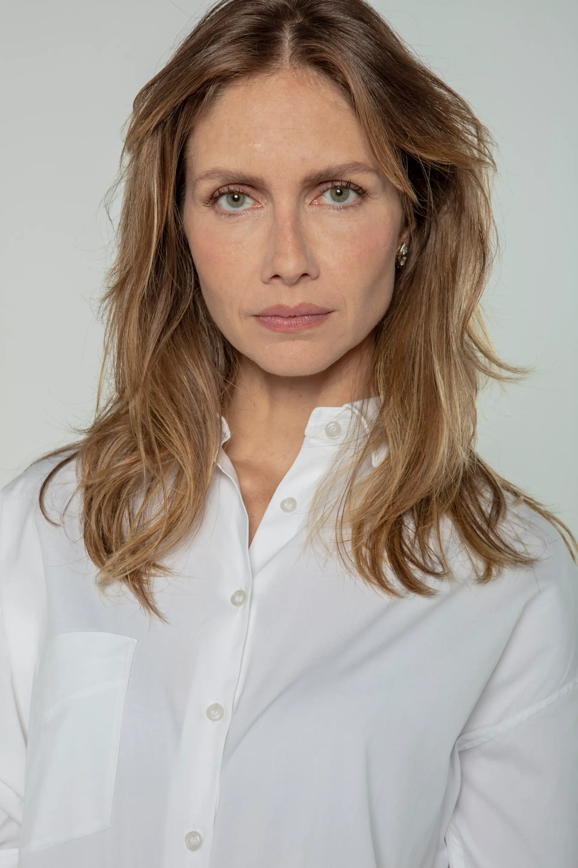 ELLE  gallery 83