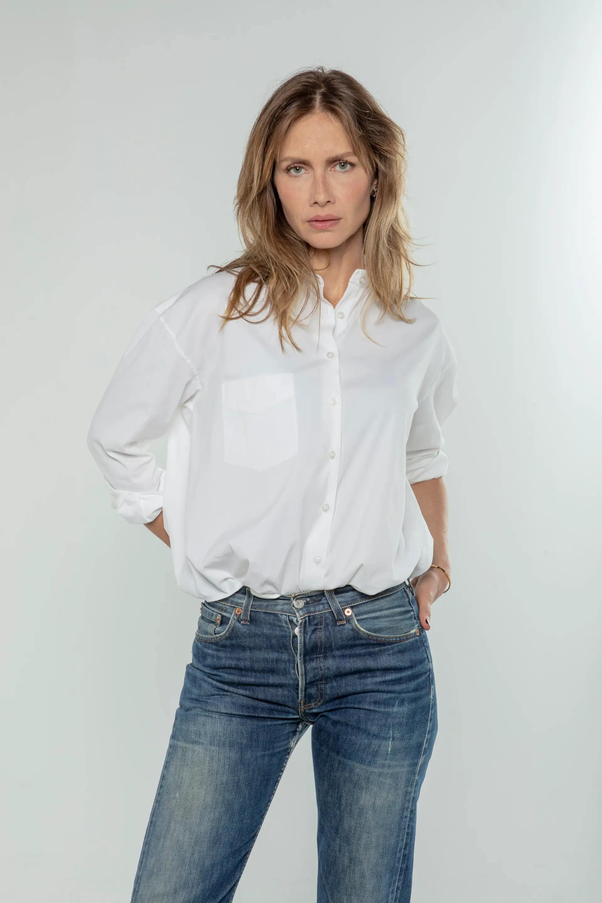 ELLE  gallery 100