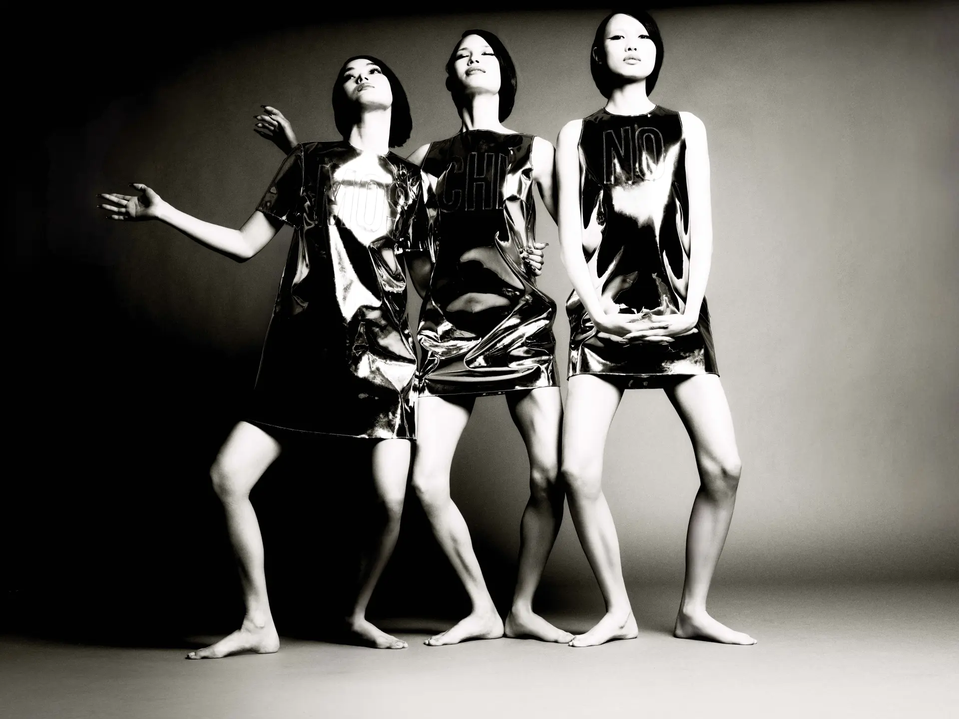 V MAGAZINE gallery 21