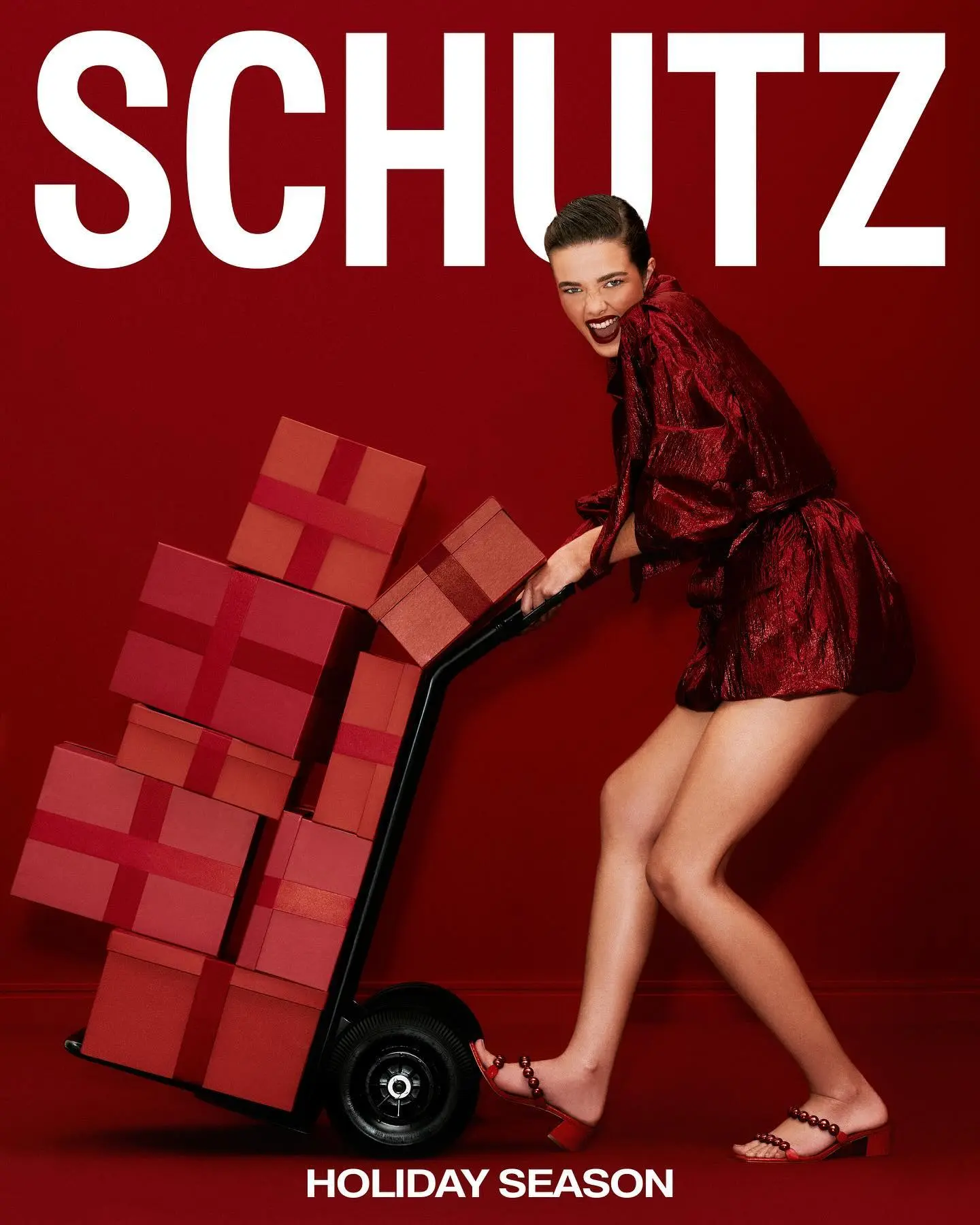 SCHUTZ  gallery 15