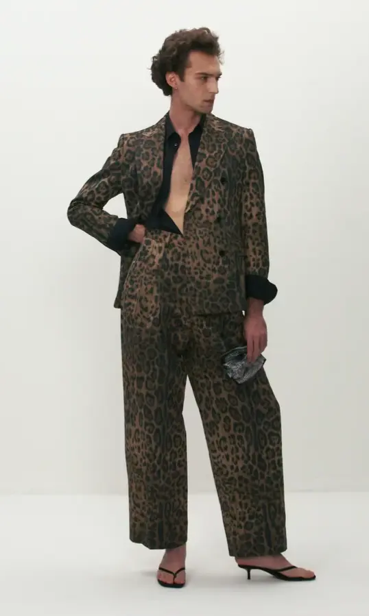 FORT MAGAZINE  gallery 12